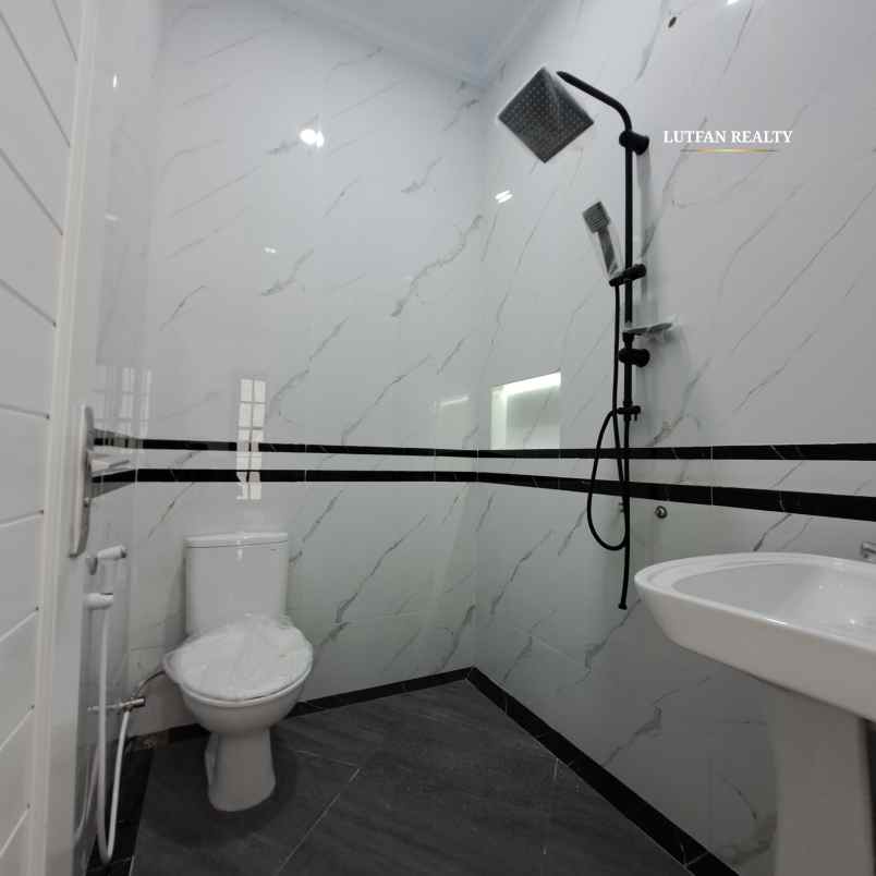 rumah mewah mediterania modern jagakarsa non cluster