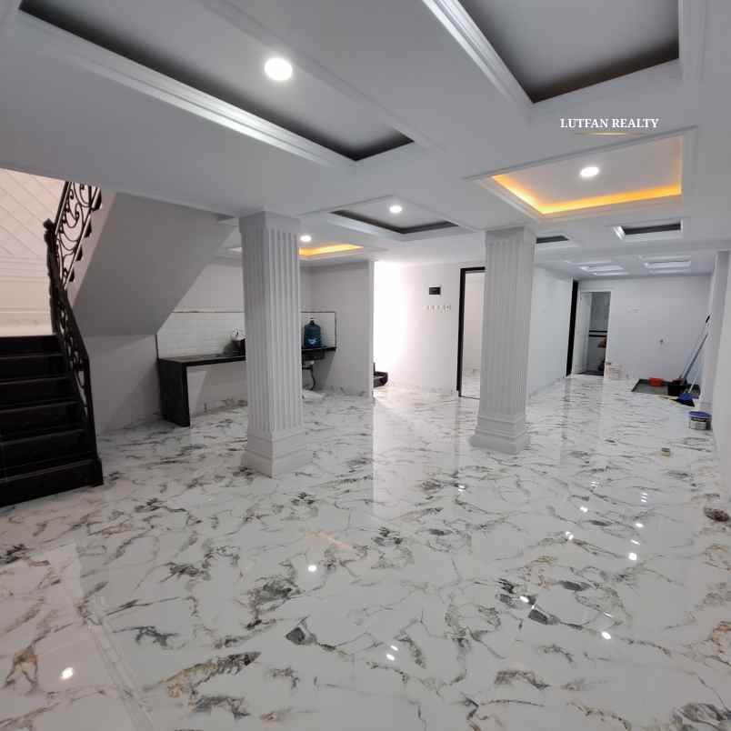 rumah mewah mediterania modern jagakarsa non cluster