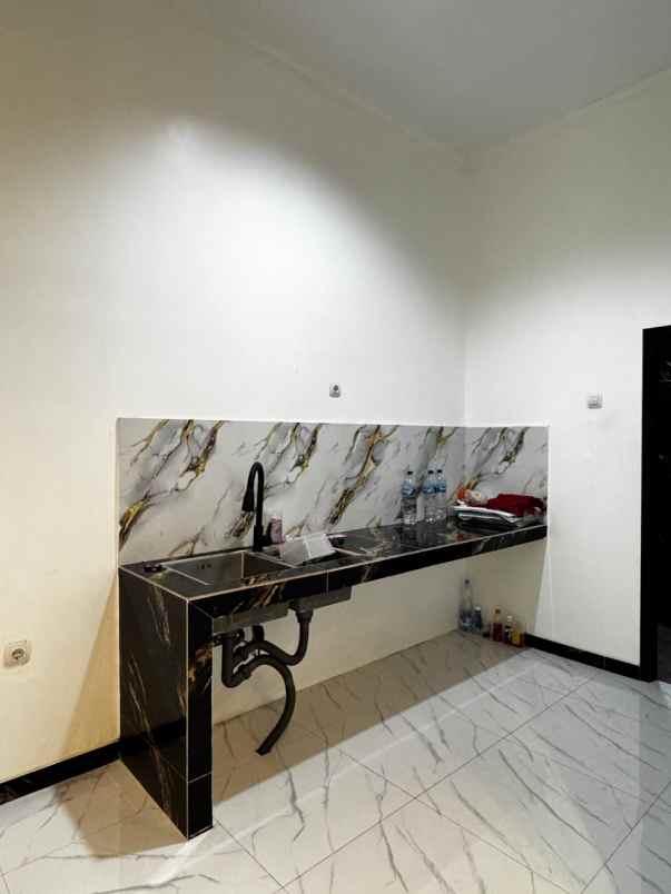 rumah mewah paling strategis bebas banjir cash kpr