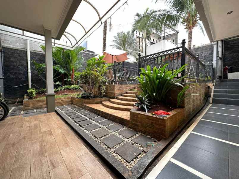 rumah mewah tanah luas condet kramatjati jakarta timur