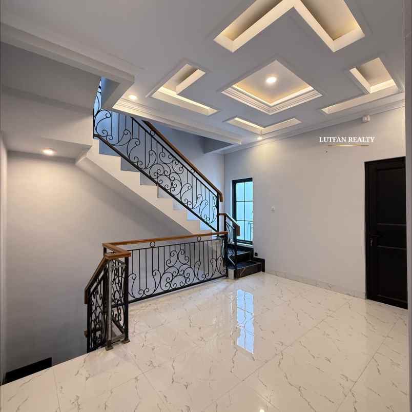 rumah modren minimalia jagakarsa