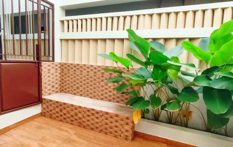 rumah nyaman tengah kota di rejomulyo semarang