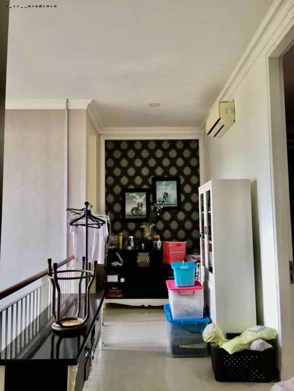 rumah santiago rosa pakuwon city minimalis strategis