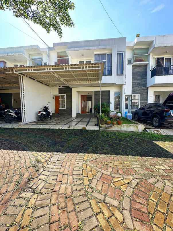 rumah second bonus furniture di jatiasih bekasi