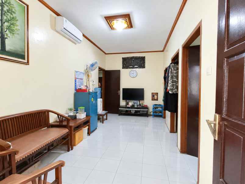 rumah second dijual siap huni danshm di gentan baki