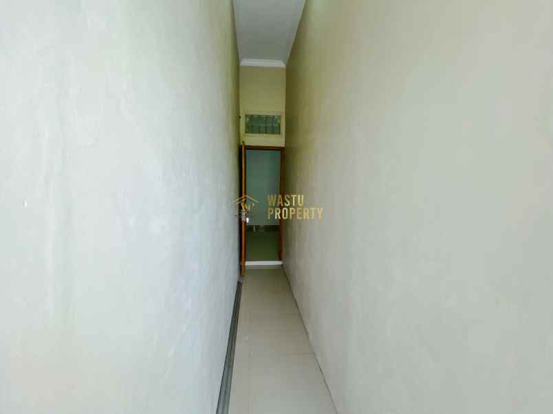 rumah semi furnish harga terjangkau di ngemplak