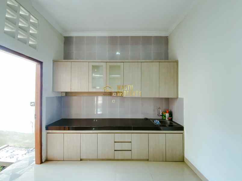 rumah semi furnish harga terjangkau di ngemplak