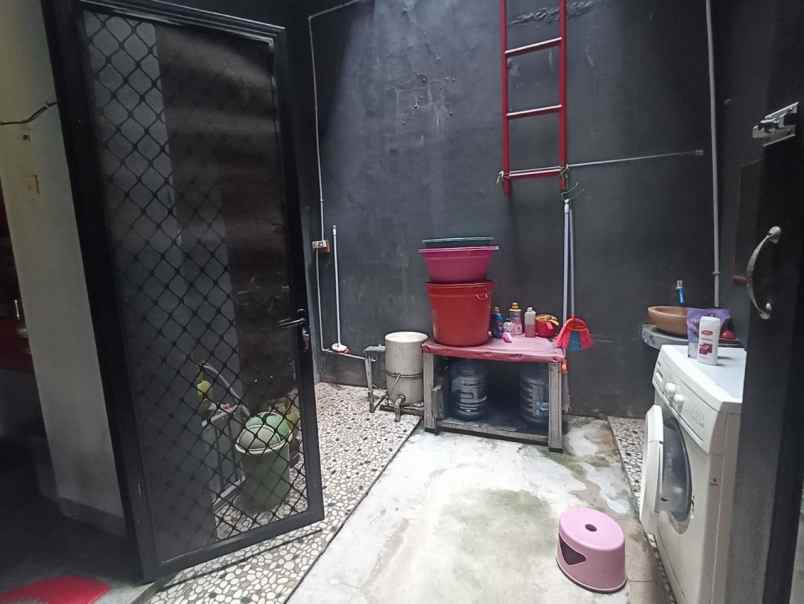 rumah semifurnish siap huni dilimo depok jawbarat