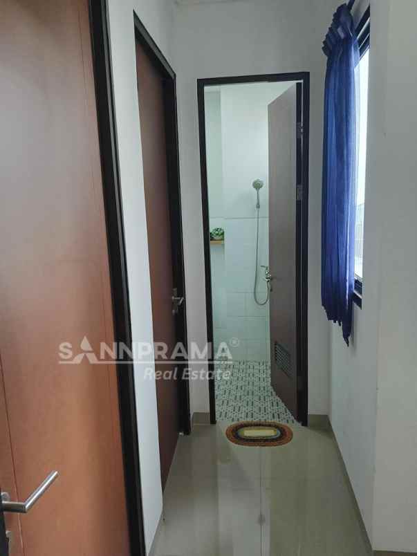 rumah siap huni dekat pintu tol bekasi timur