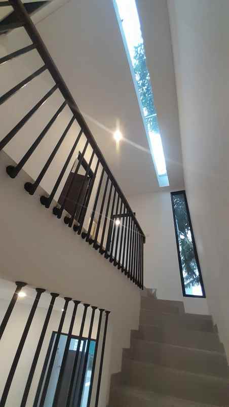 rumah siap huni diantara pondok cabe dan cinere