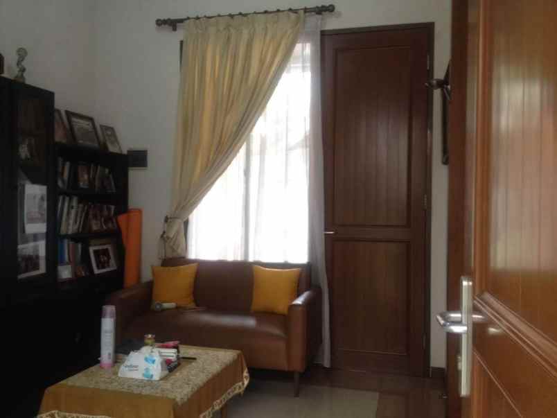 rumah tinggal di bintaro jaya