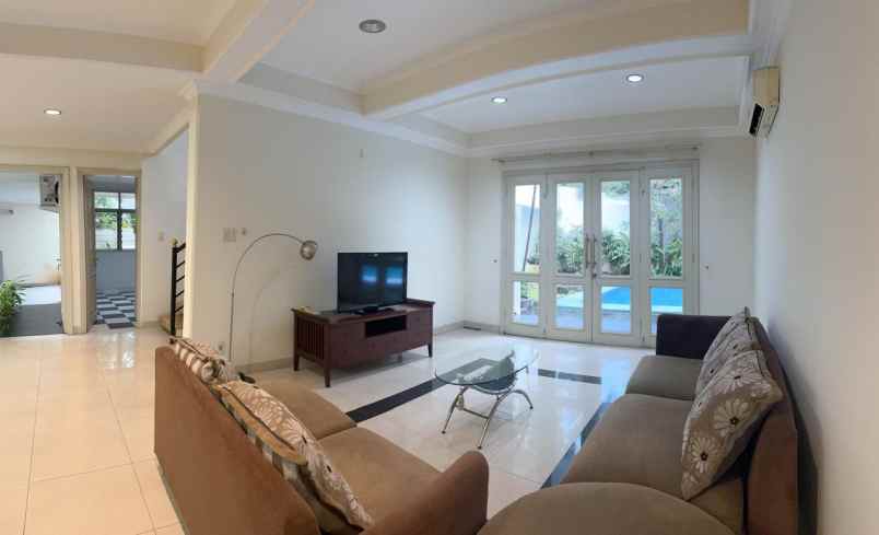 rumah tinggal siap huni lokasi tenang dan strategis