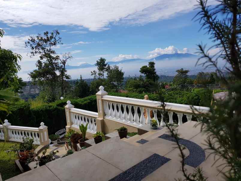rumah villa lembang view keren