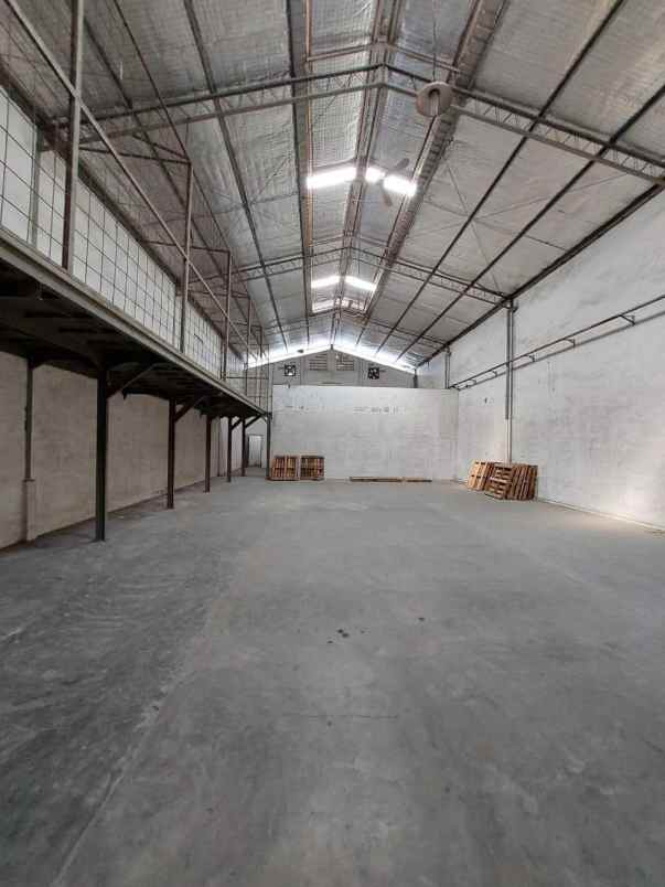 sewa pergudangan kamal indah jak bar