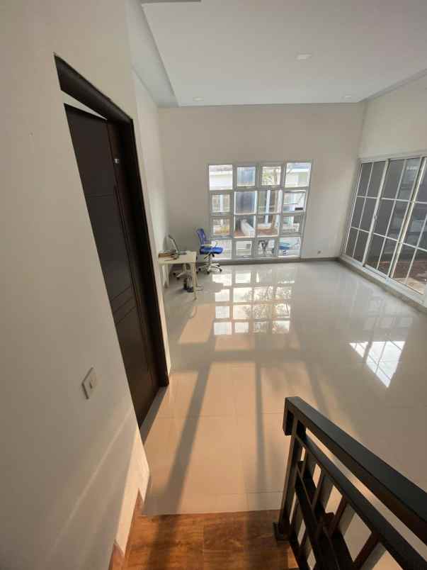 take over 2lt 48jt dekat tol di sawangan neo zalika