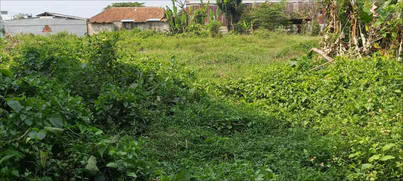 tanah jl raya cukanggalih