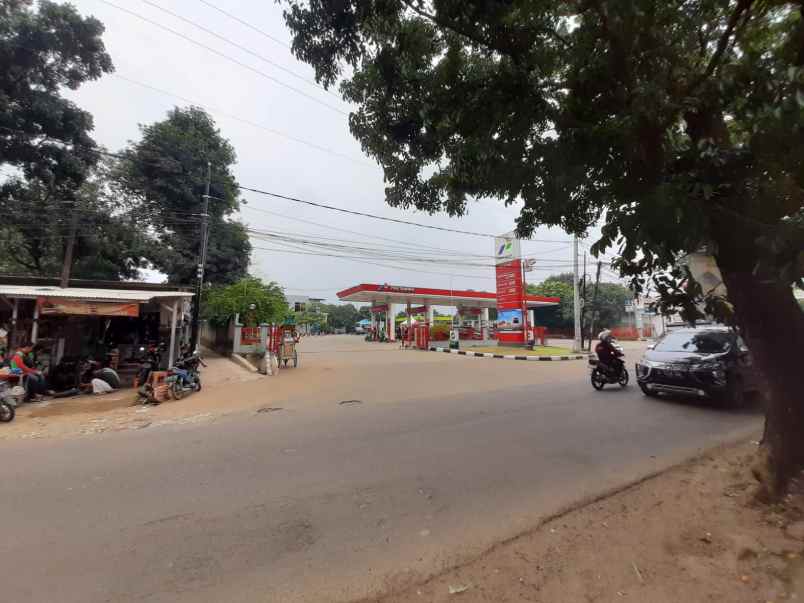 tanah pinggir jalan 800 meter di cibinong bogor