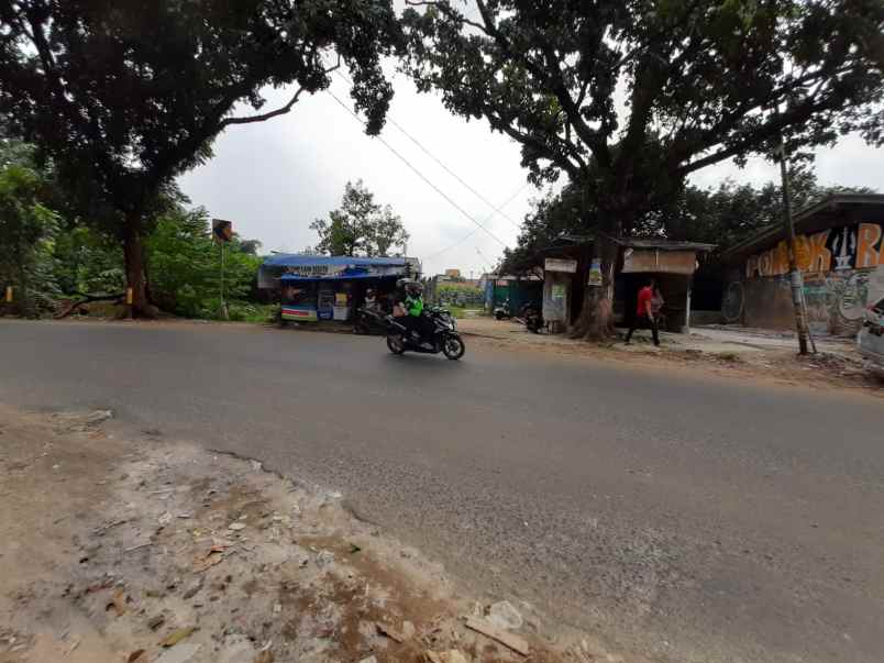 tanah pinggir jalan 800 meter di cibinong bogor