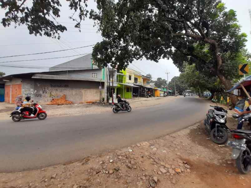 tanah pinggir jalan 800 meter di cibinong bogor
