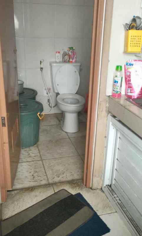 toko besi kusen alumunium