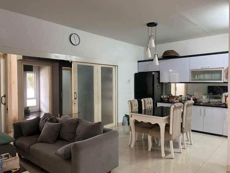 turun harga jual rumah hook raffles hills cibubur