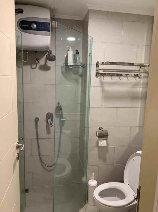 dijual apartemen apartemen anderson pakuwon