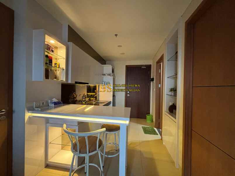 dijual apartemen apartemen the reiz condo