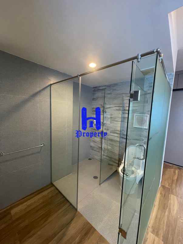 dijual apartemen condominium manhattan