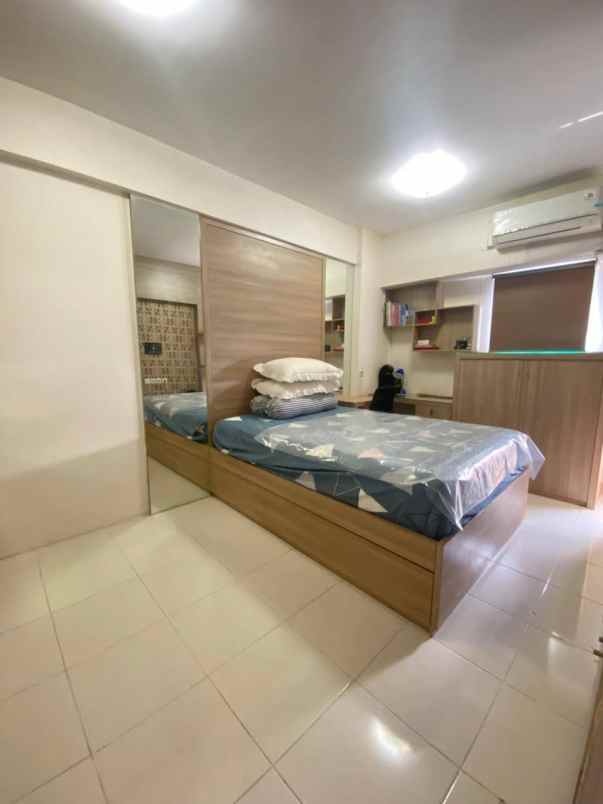 dijual apartemen puncak kertajaya