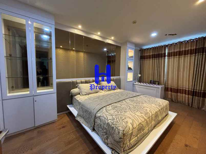 dijual apartemen the reiz condo jalan