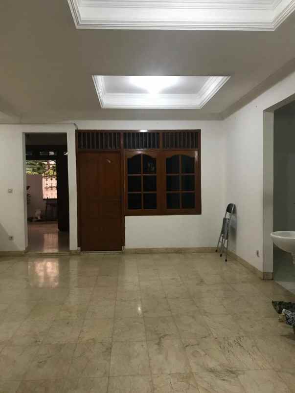dijual cepat rumah di tytian indah medan satria bekasi