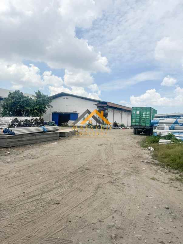 dijual gudang daerah mabar jalan kayu putih medan deli