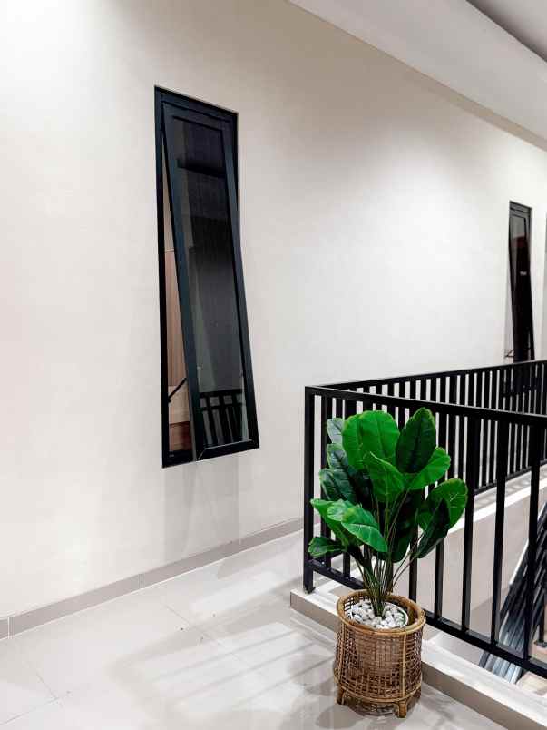 dijual kost griya ani boulevard