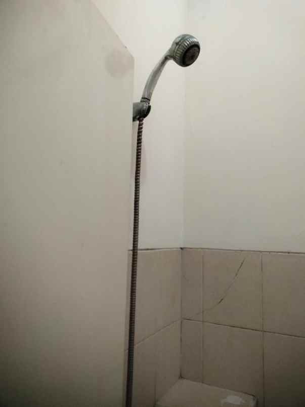 dijual kost poncol