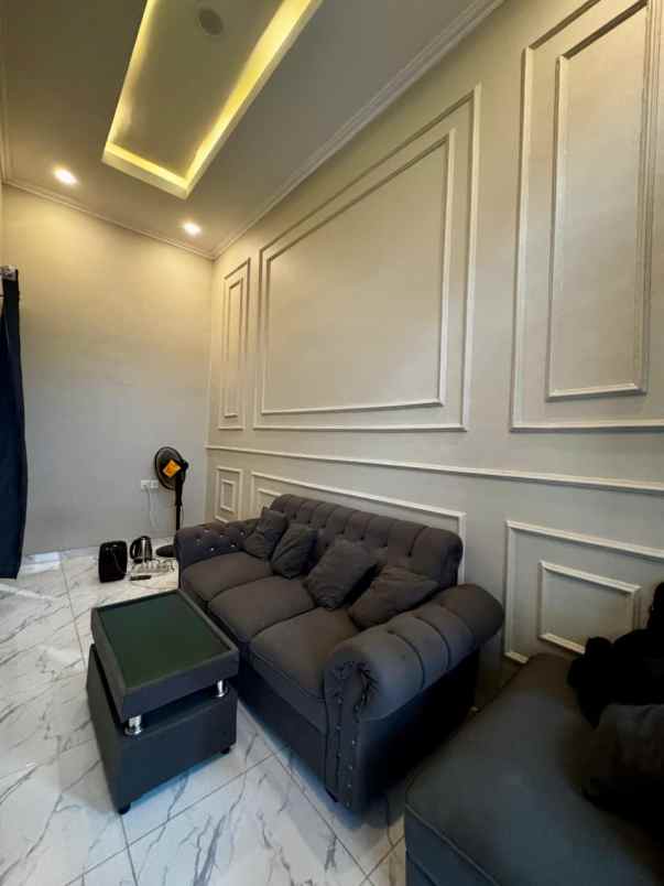 dijual murah rumah baru di tanah baru beji depok