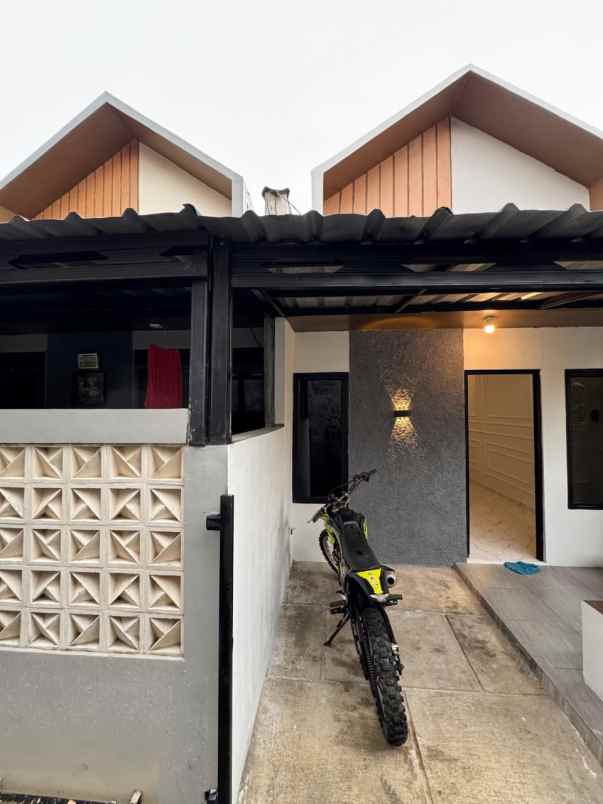 dijual murah rumah baru di tanah baru beji depok