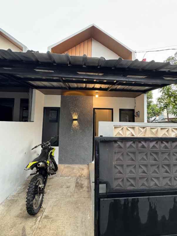 dijual murah rumah baru di tanah baru beji depok