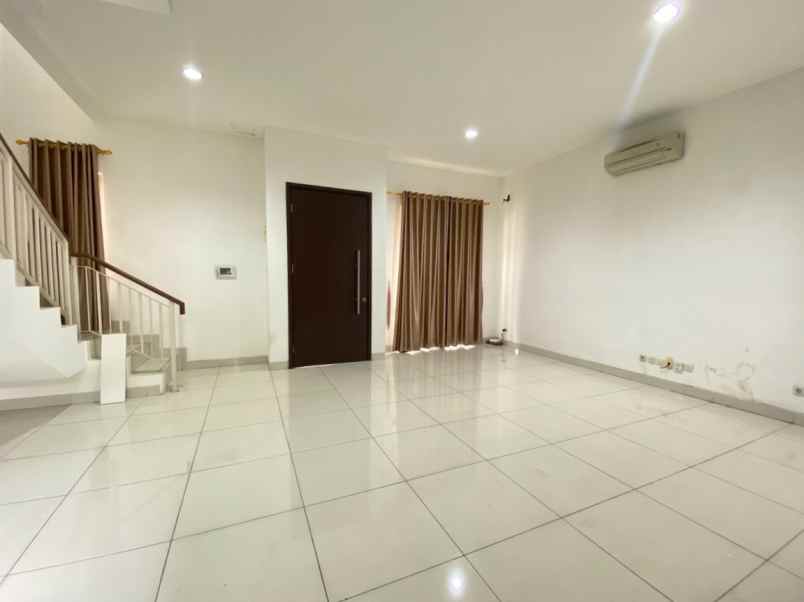 dijual ruko gudang kantor cluster palm spring jgc