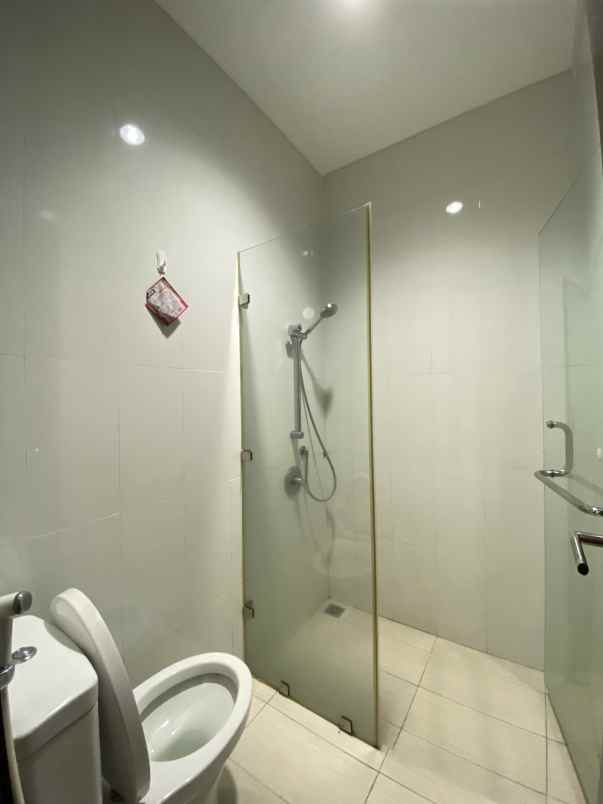 dijual ruko gudang kantor cluster palm spring jgc