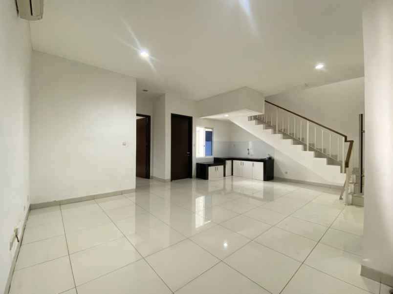 dijual ruko gudang kantor cluster palm spring jgc