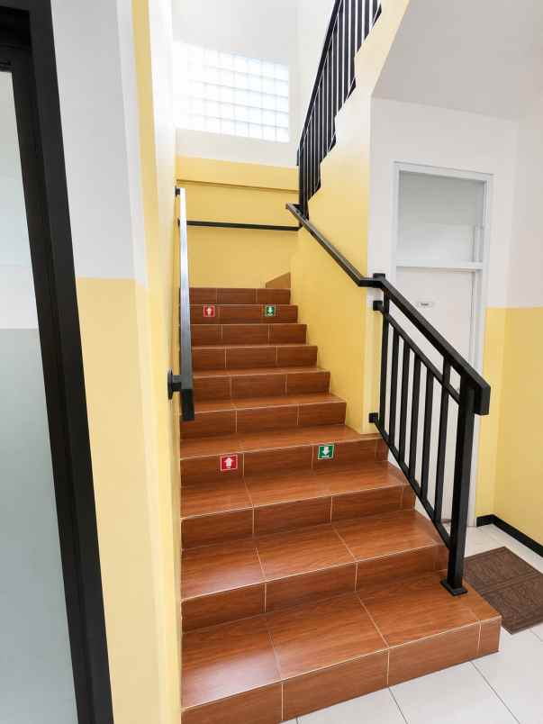 dijual ruko gudang kantor jalan delta sari