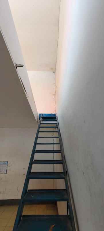 dijual ruko gudang kantor nambangan