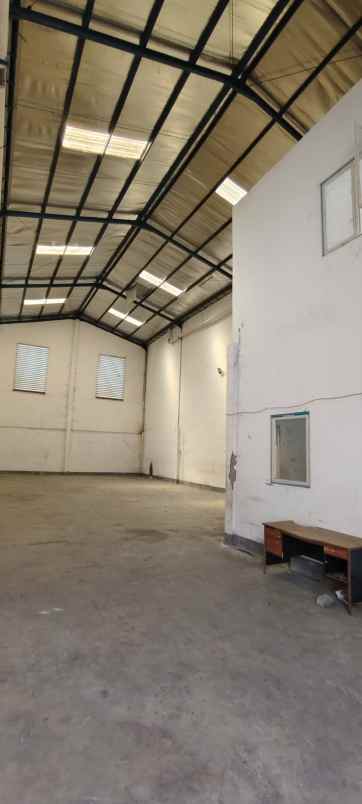 dijual ruko gudang kantor nambangan