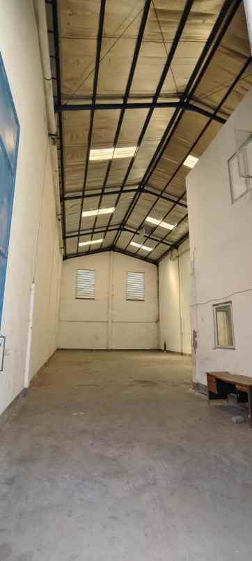 dijual ruko gudang kantor nambangan