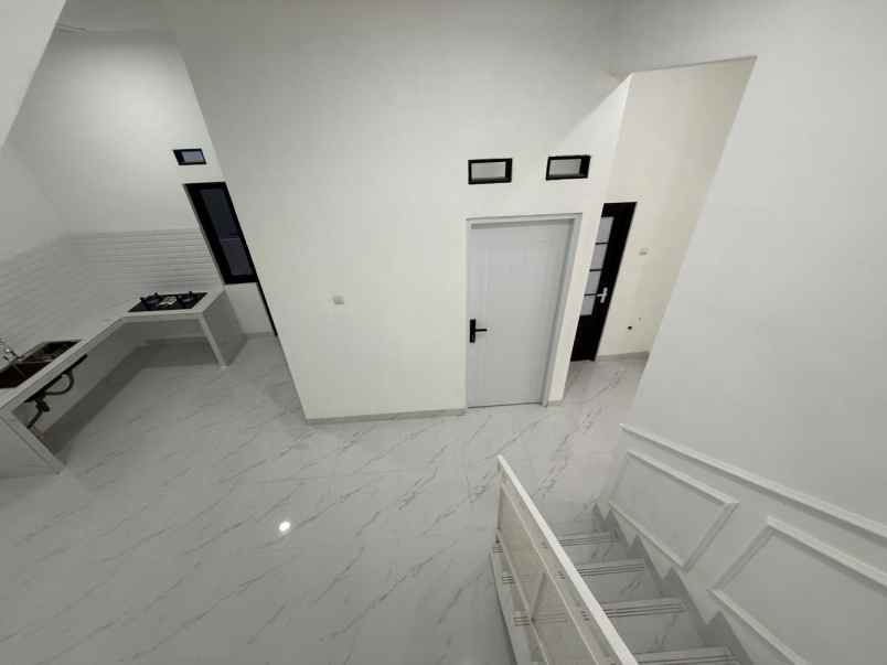 dijual ruko gudang kantor prima harapan regensy