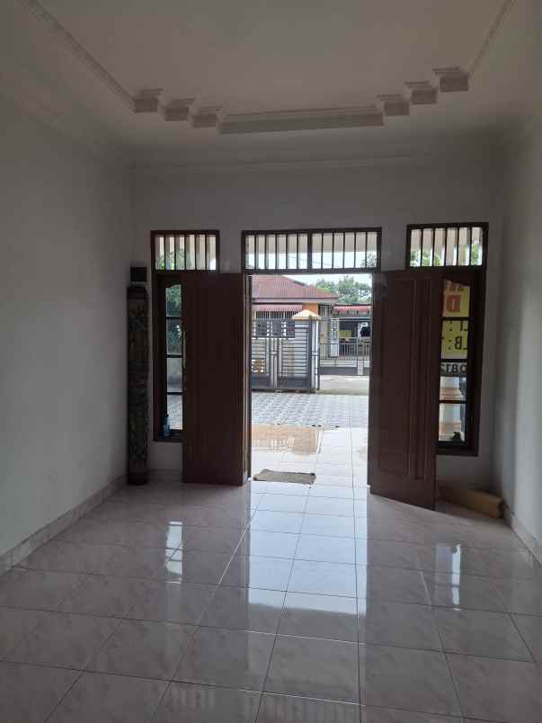 dijual rumah bebas banjir dan dekat jalan tol