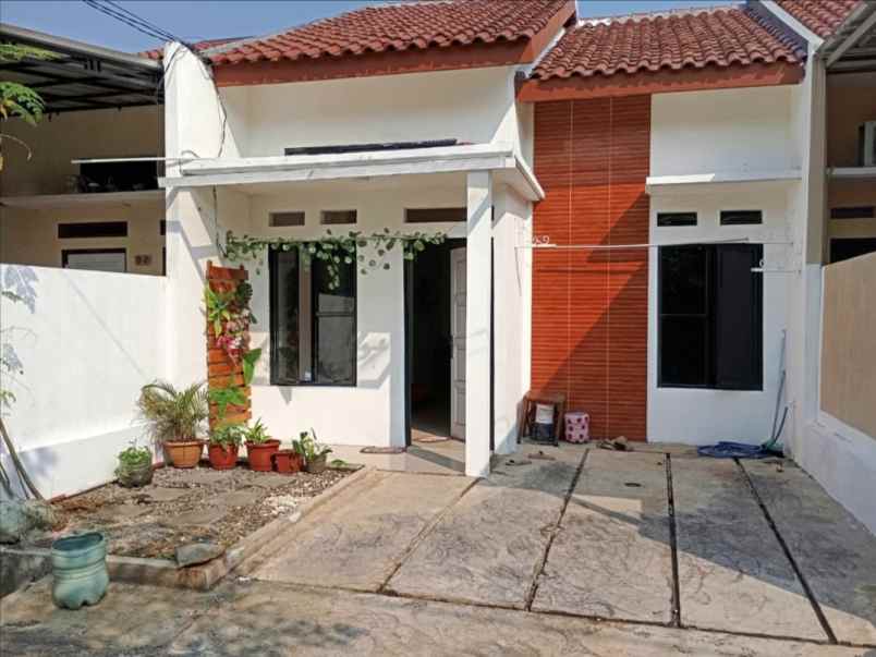 dijual rumah bedahan sawangan depok
