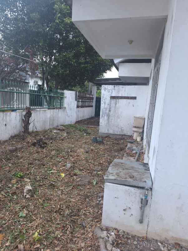 dijual rumah bendul merisi