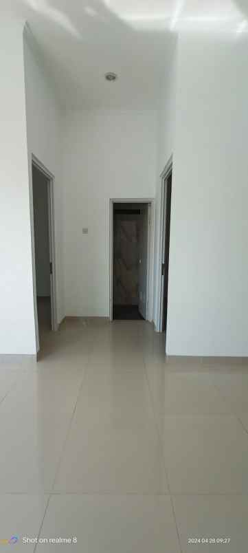 dijual rumah bhakti abri