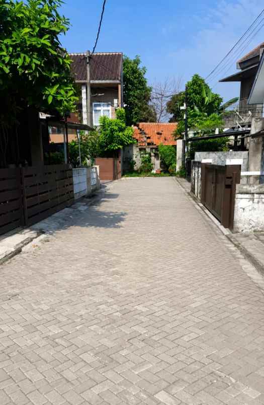 dijual rumah bintaro 9